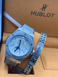 Silver Surface Hublot Masculine Wristwatch with Wristband - Image 2