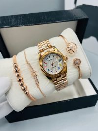 Gold 4 In 1 women Wristwatch with amazing bracelets - Image 2