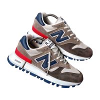 NB Classic Sneakers