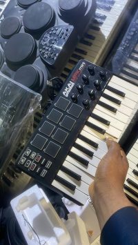 UK Used Advanced AKAI Professional MPK Mini