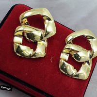 Two-step gold ear ring